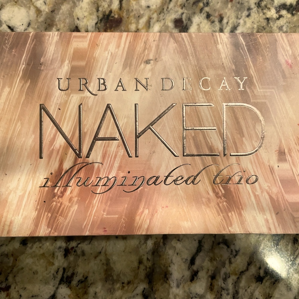 Urban Decay Naked Illuminated Trio